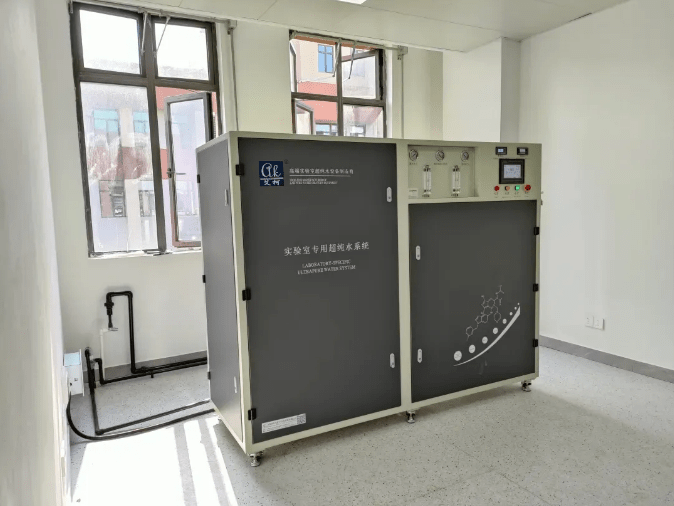 新疆紫金礦業(yè)定制艾柯AK-RO-UP系列型實(shí)驗(yàn)室中央超純水系統(tǒng)裝車發(fā)貨！插圖4