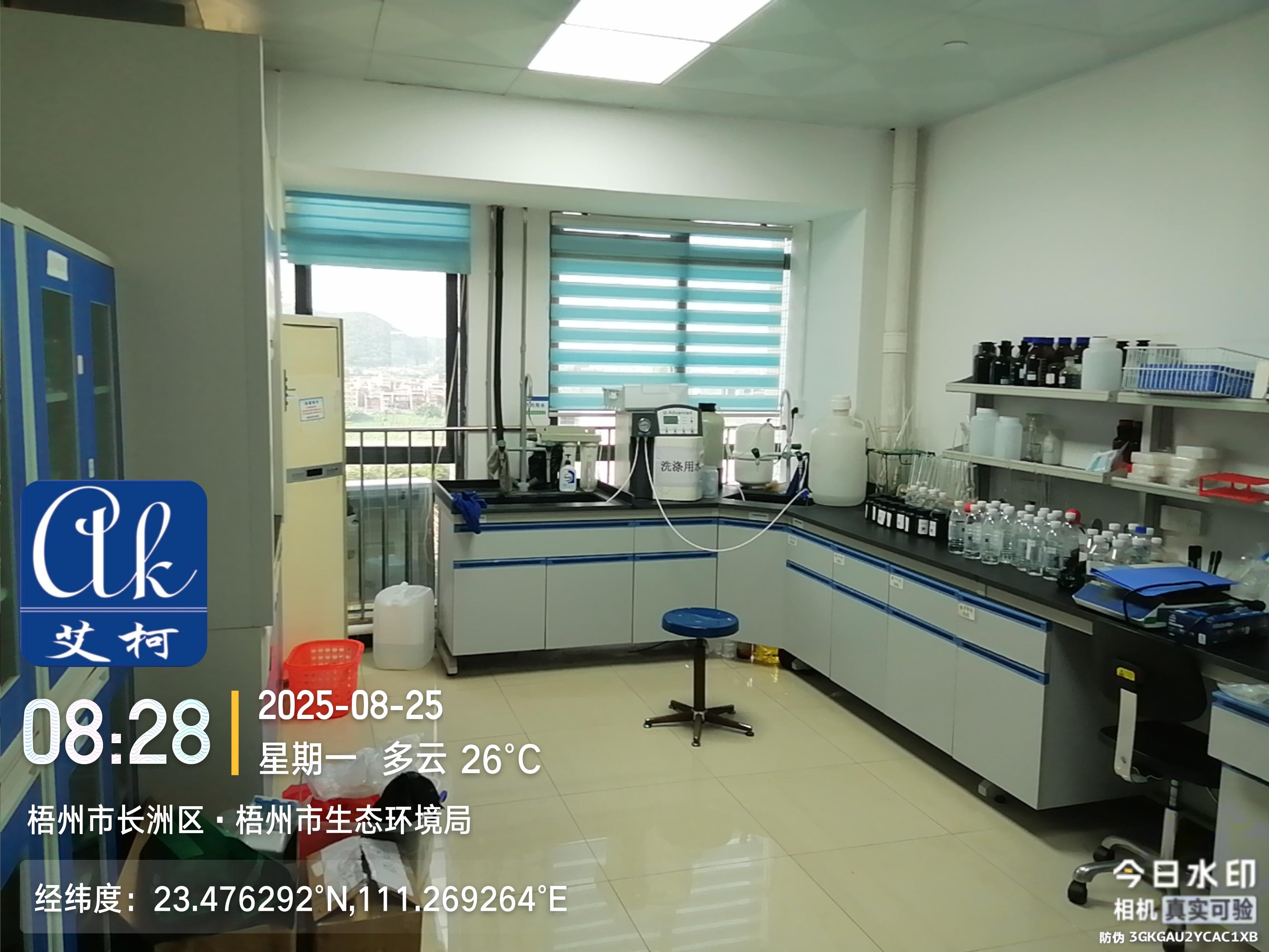 12年的守護：艾柯維護廣西梧州生態(tài)環(huán)境局實驗室純水機advanced系列插圖3